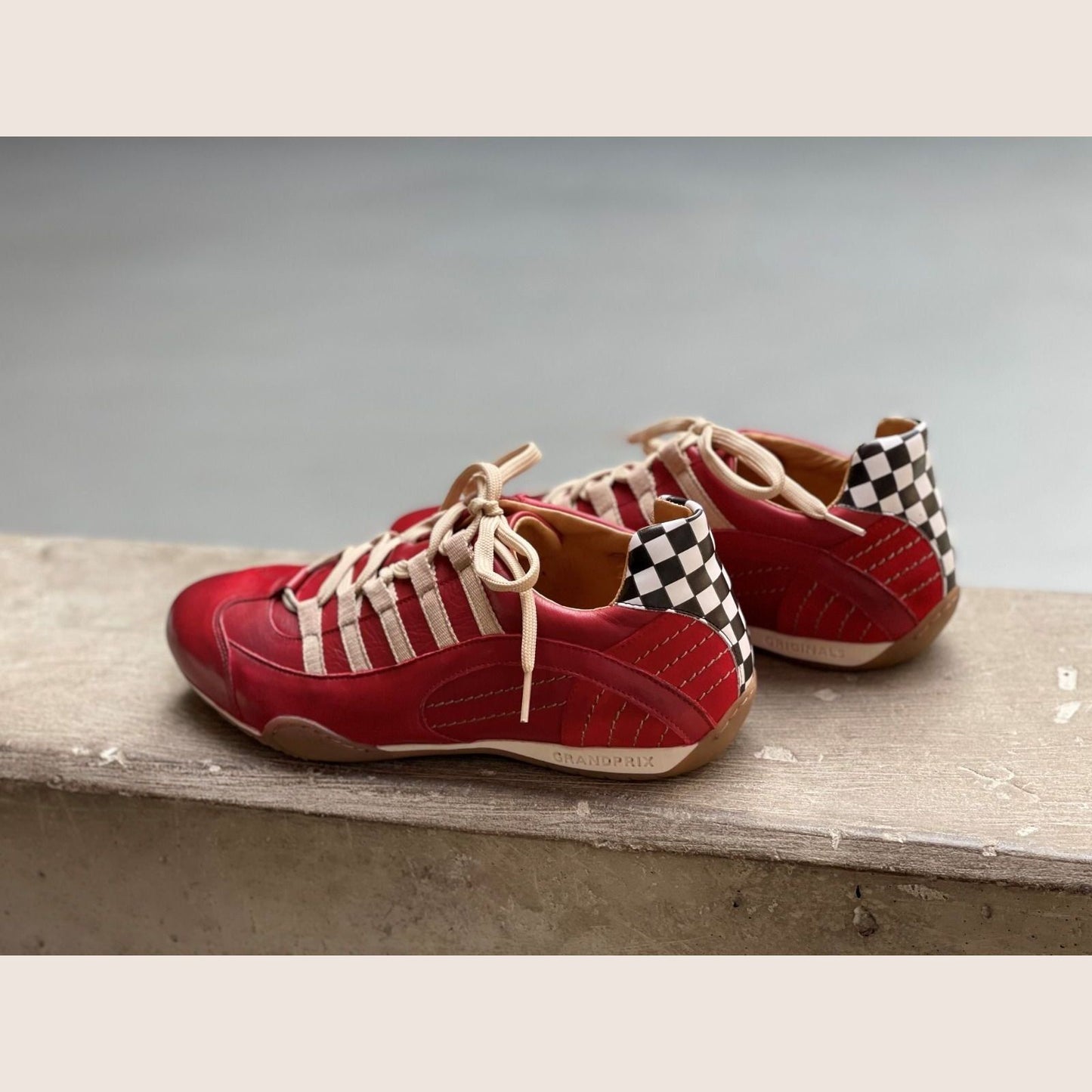 GPO Racing Sneaker Corsa Rosso - Sporty racing sneaker in Corsa Rosso, perfect for speed enthusiasts.