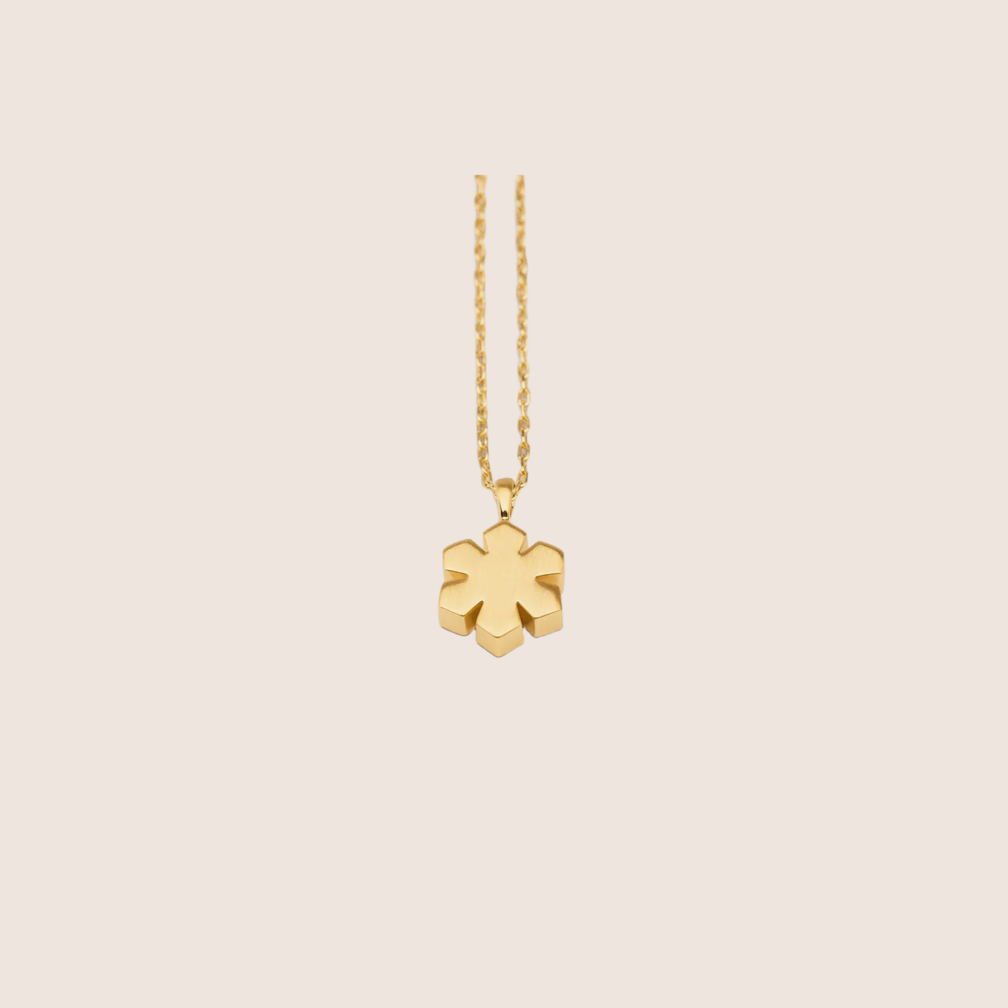 Rhanders Chunky Kalmus Necklace - Exclusive and elegant necklace from Rhanders with a chunky design. Perfect for adding a sophisticated and modern touch to any style.