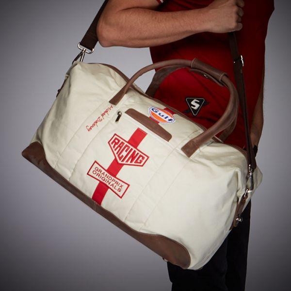 M.Delaney Travel Bag Medium - Sand - Exclusive travel bag in sand color design, ideal for the style-conscious traveler.