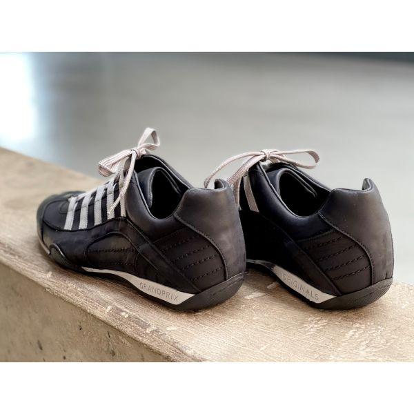 GPO Sneakers Asphalt - Modern asphalt gray sneakers, combining comfort and style.