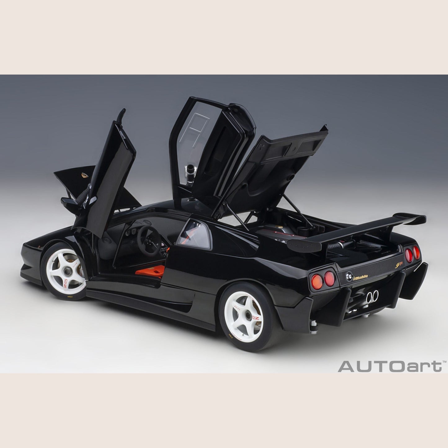 Lamborghini Diablo SE30 - 1999 1:18 - Highly detailed model of the Lamborghini Diablo SE30 from 1999.