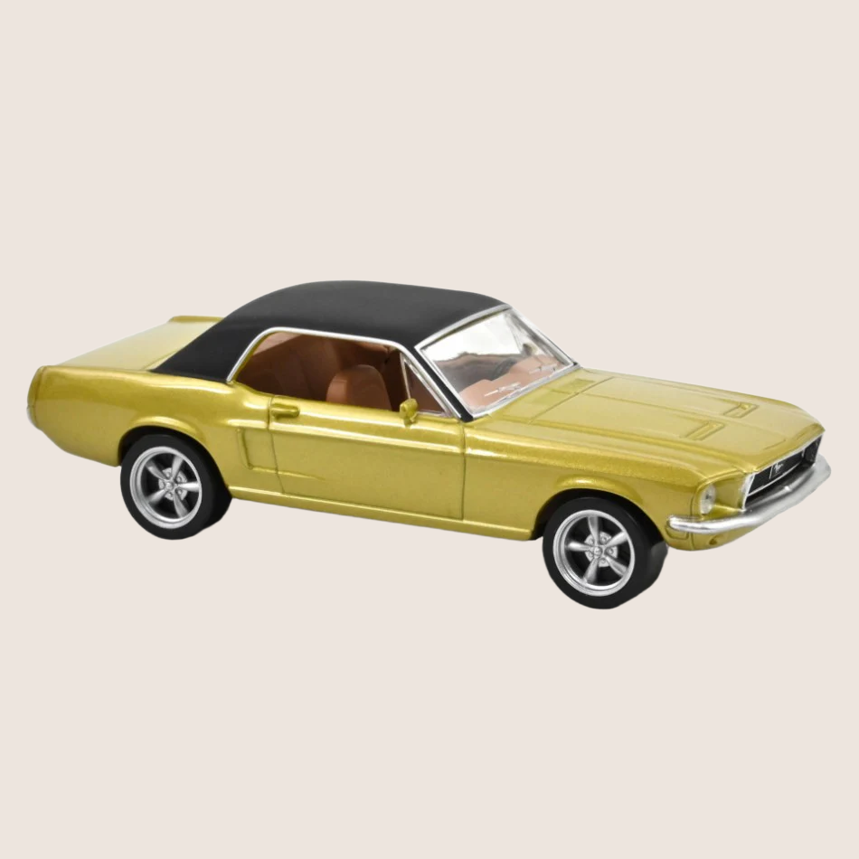 Ford Mustang 1:43 Norev - Model of the classic Ford Mustang in 1:43 scale.
