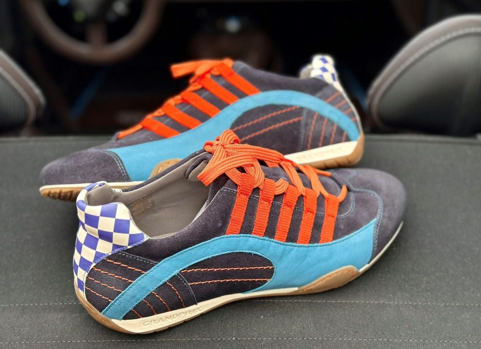 GPO Racing Sneaker Blue-Suede Mixed - GPO Racing sneakers in blue suede combine style and comfort for car fans.