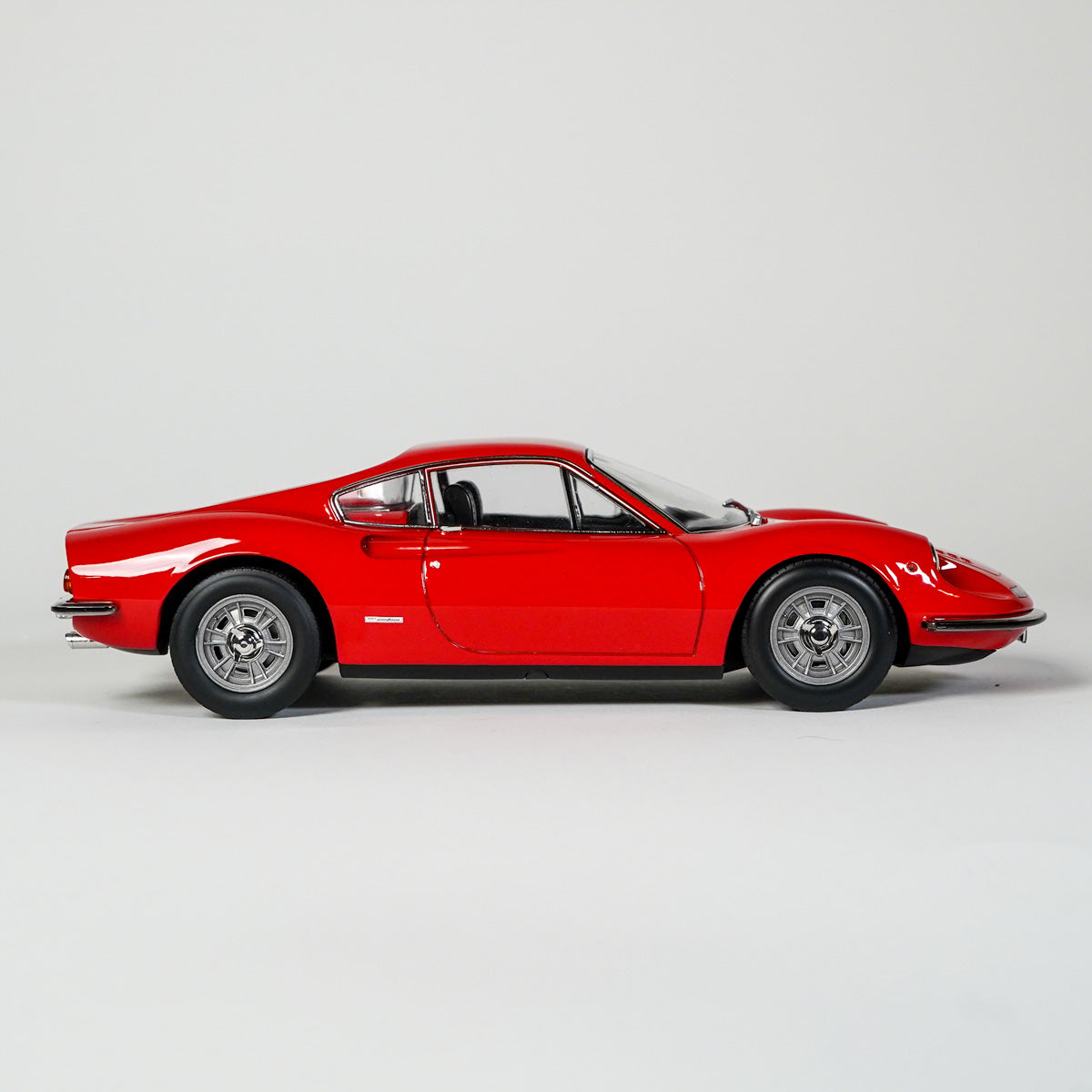 Ferrari 246 GT 1968 1:18