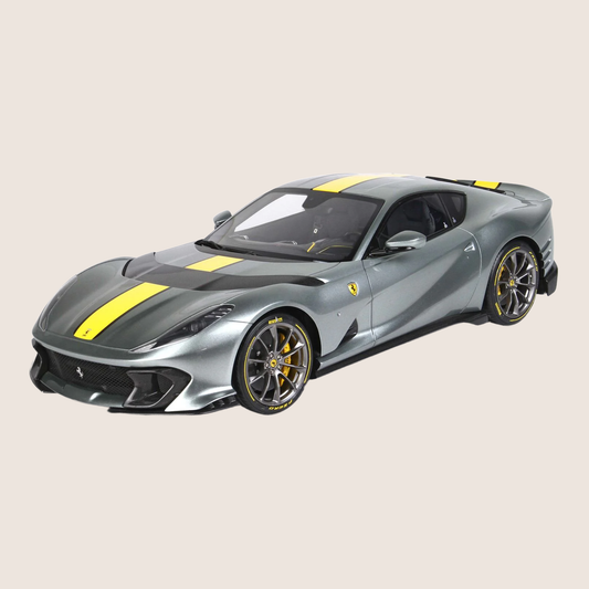 Ferrari 812 Competizione Grigio Coburn Portachiav - Exclusive Ferrari 812 Competizione model in Grigio Coburn.