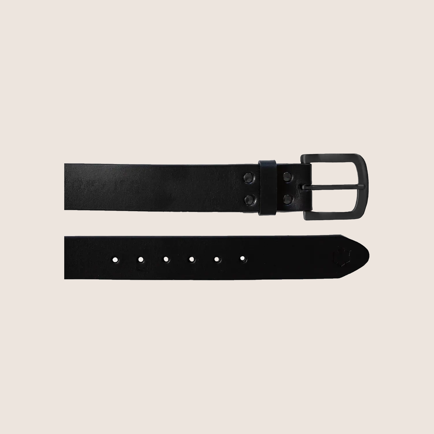 BUCKINGHAM GRAND BELT HEMATITE - Black - Stylish Buckingham Grand belt in black leather with hematite details.
