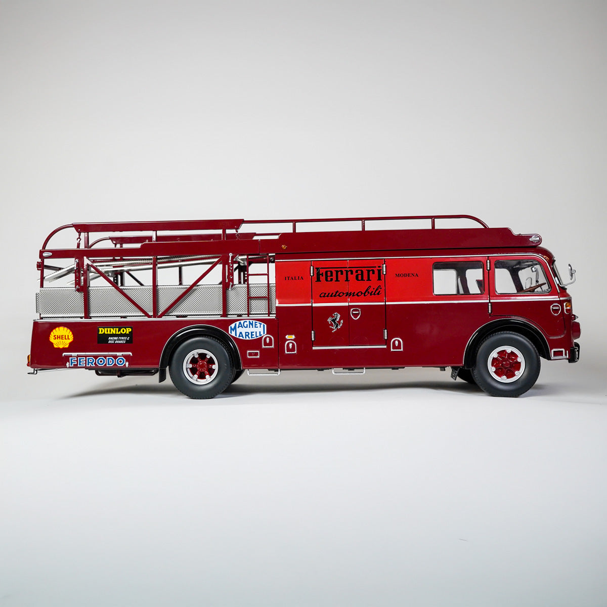 1:18 FIAT 642 BARTOLETTI RACE TRANSPORTER