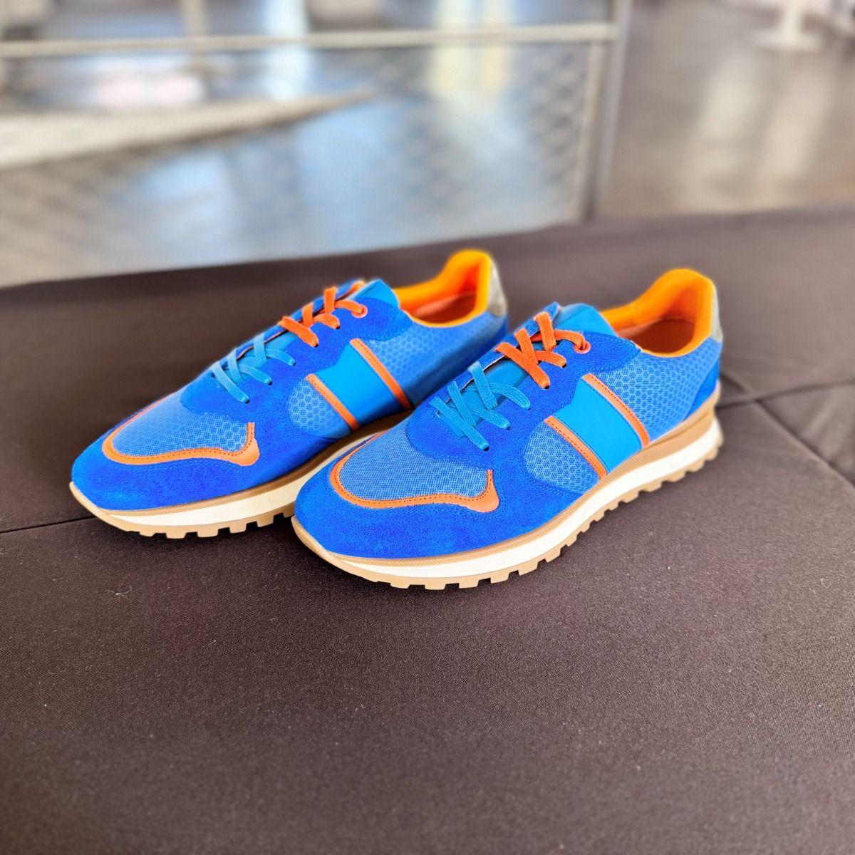GPO Sneakers Crossover Blue - Modern crossover sneakers in blue, ideal for both sports and everyday wear.