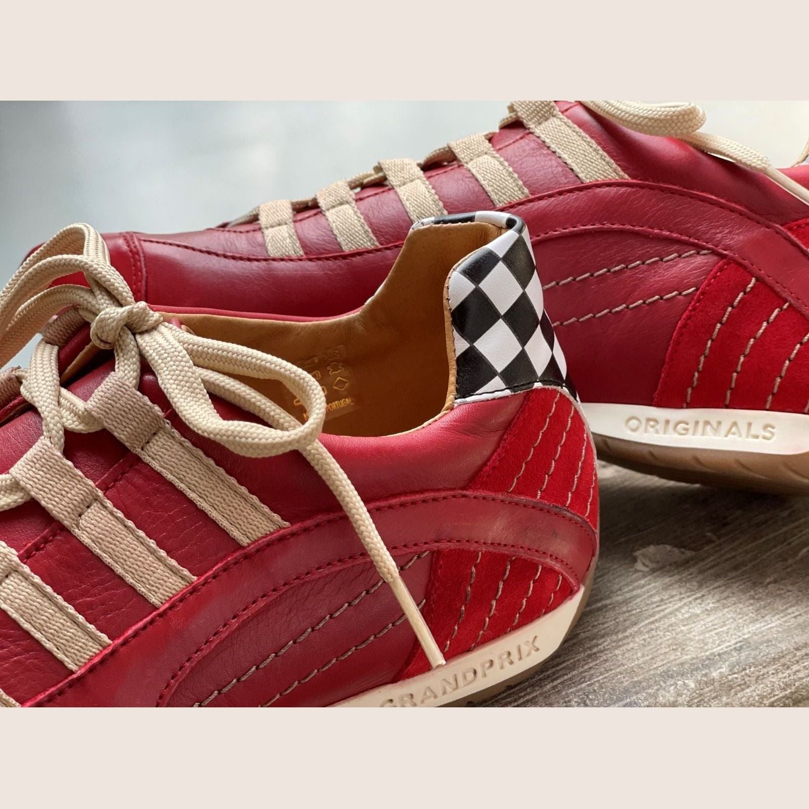 GPO Racing Sneaker Corsa Rosso - Sporty racing sneaker in Corsa Rosso, perfect for speed enthusiasts.