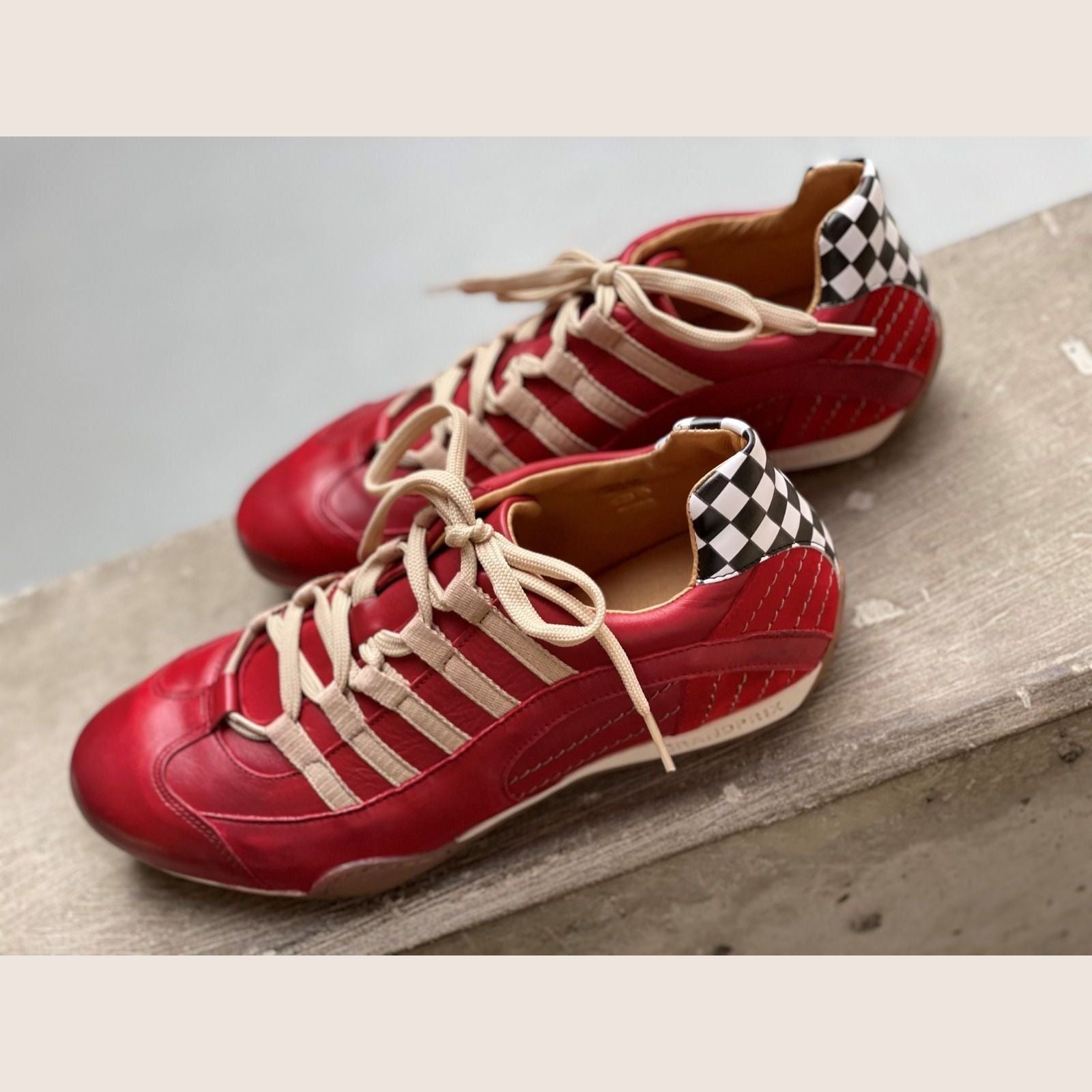 GPO Racing Sneaker Corsa Rosso - Sporty racing sneaker in Corsa Rosso, perfect for speed enthusiasts.