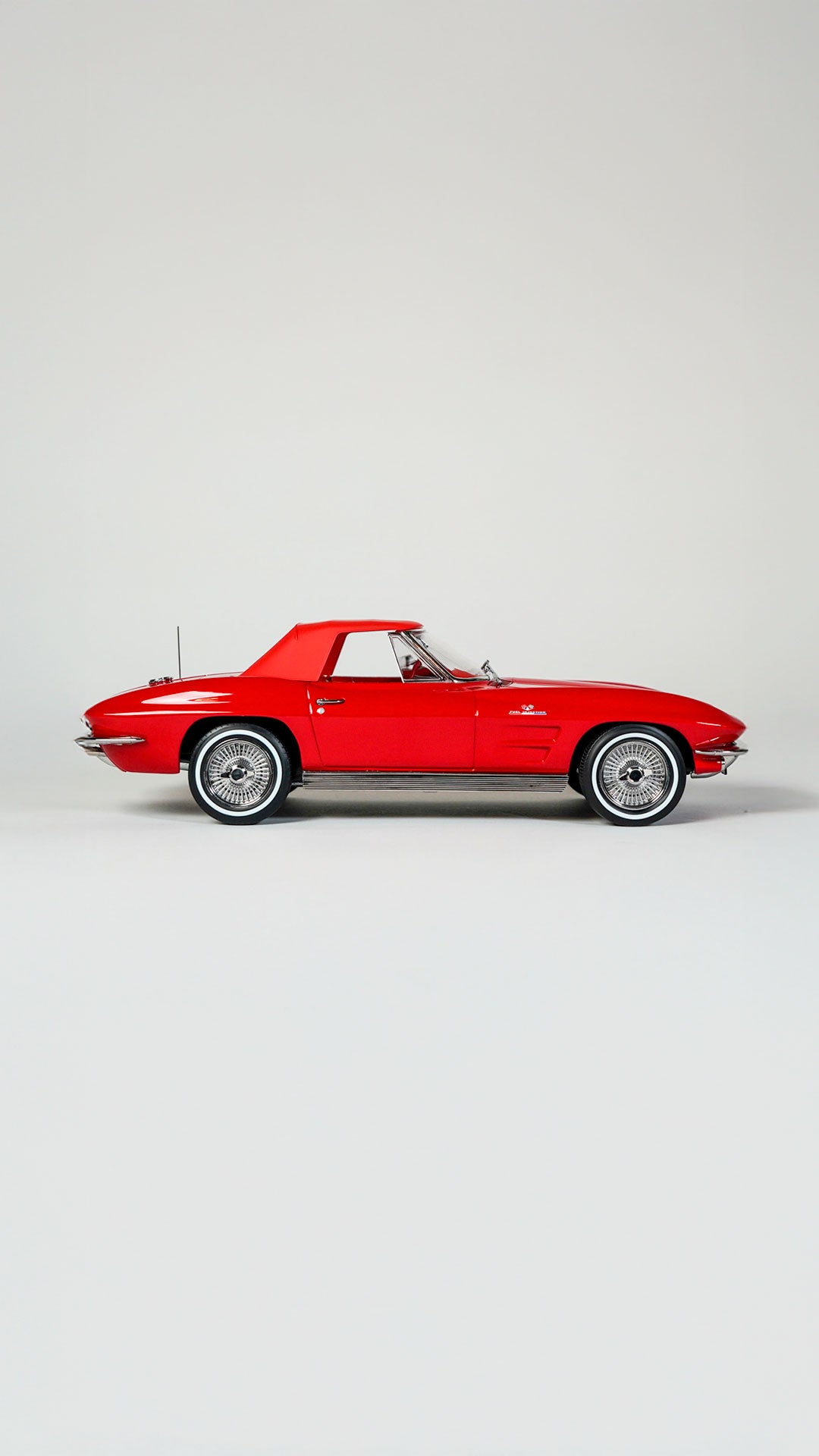 Chevrolet Corvette Stingray Convertible 1963 1:18