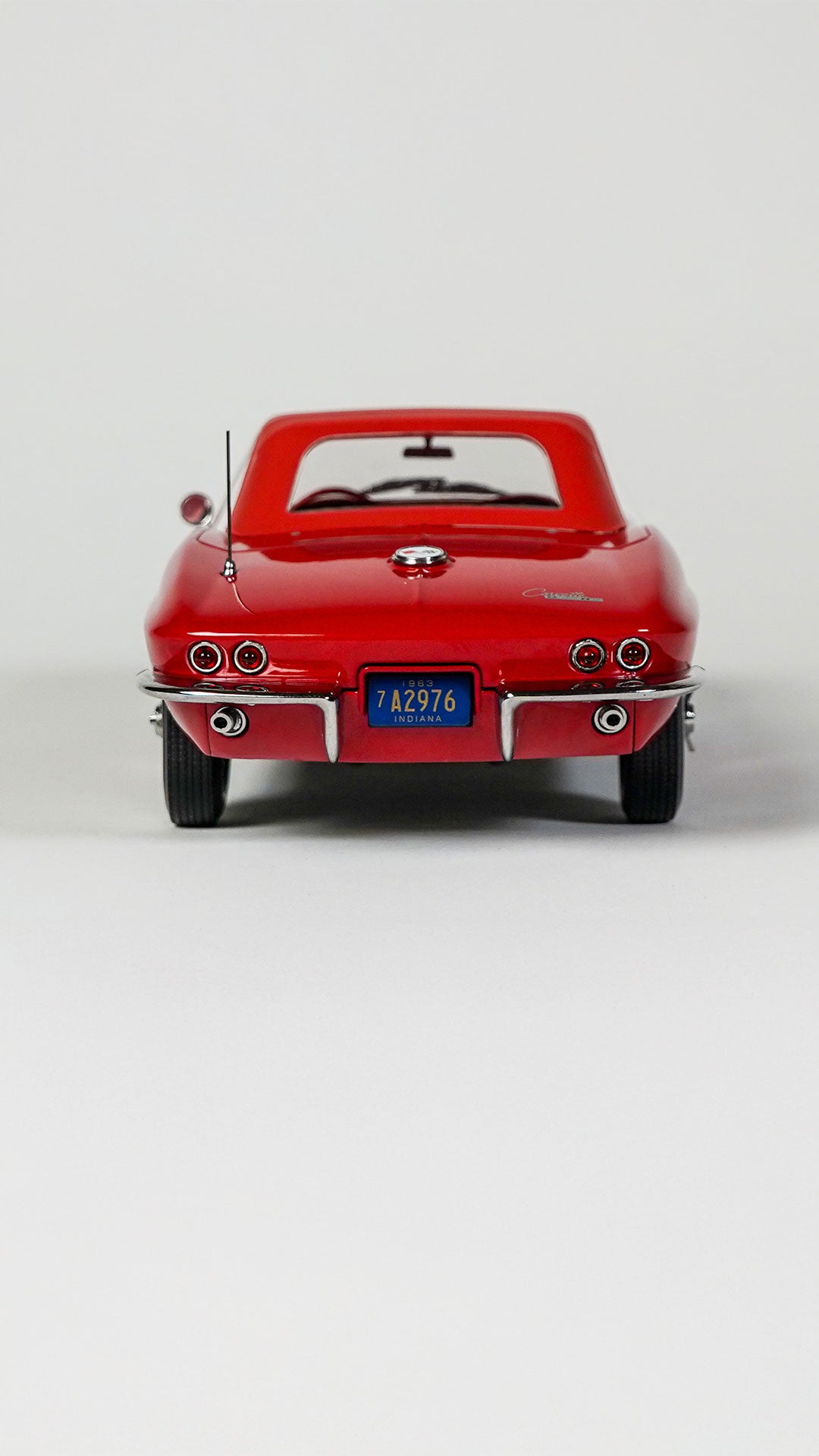 Chevrolet Corvette Stingray Convertible 1963 1:18