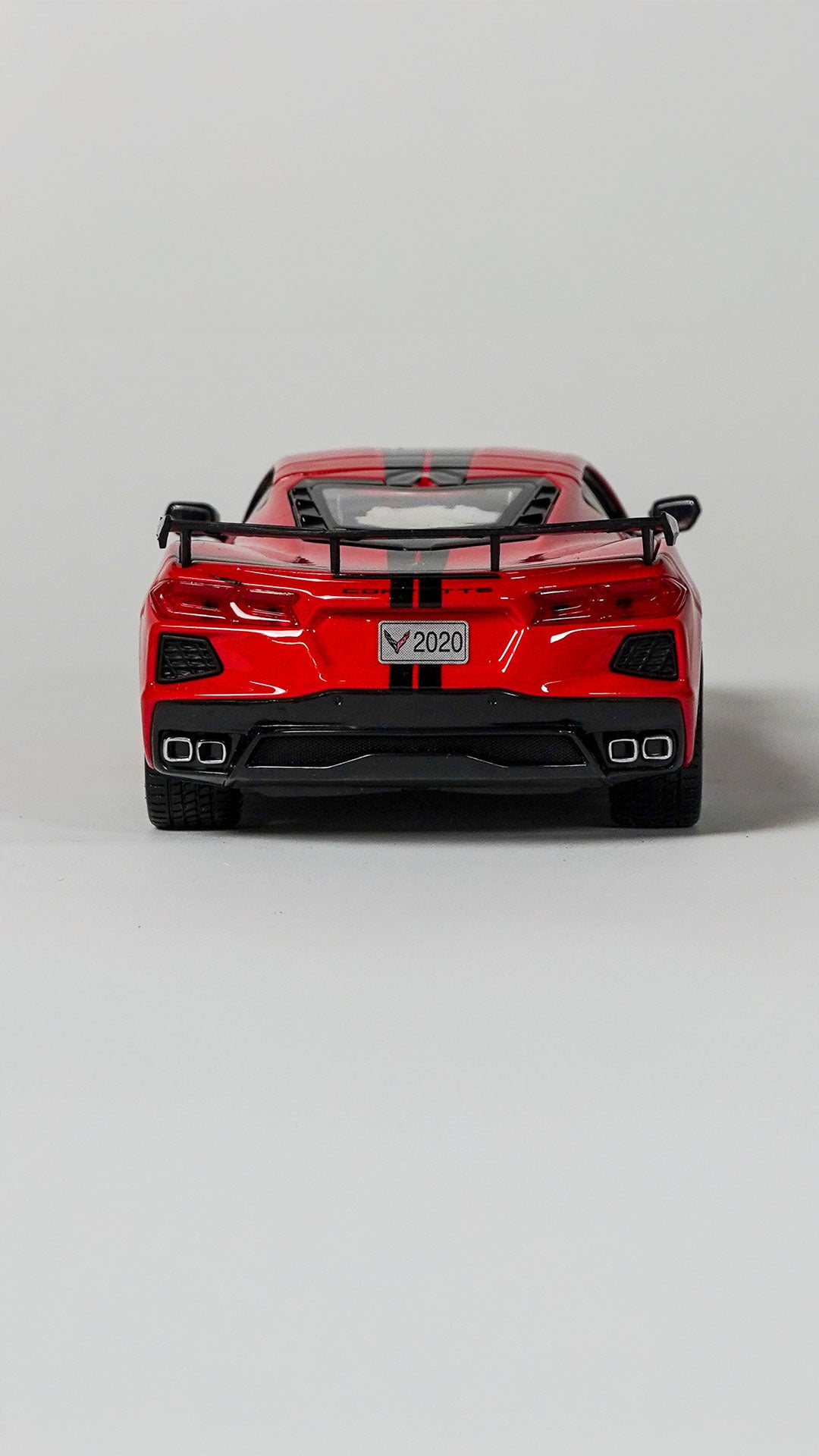 Maisto Chevrolet Corvette Stingray Coupe 1:24