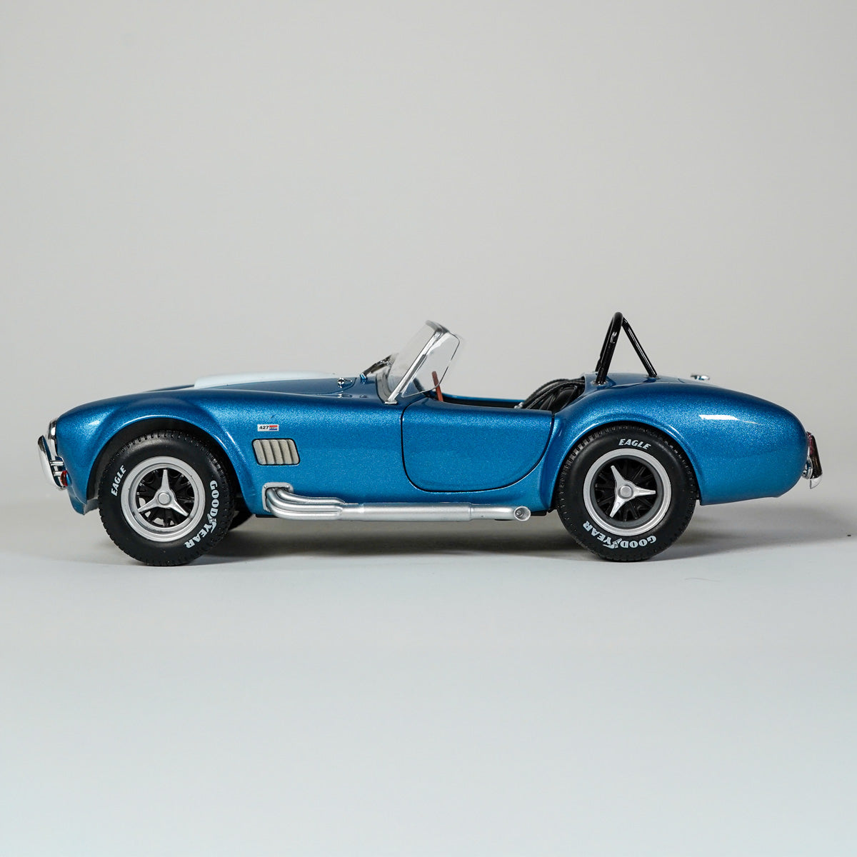 AC Cobra 427 427 1965 1:18