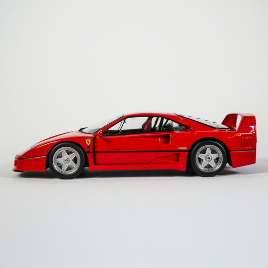 1:18 F40 1987 Red Seats