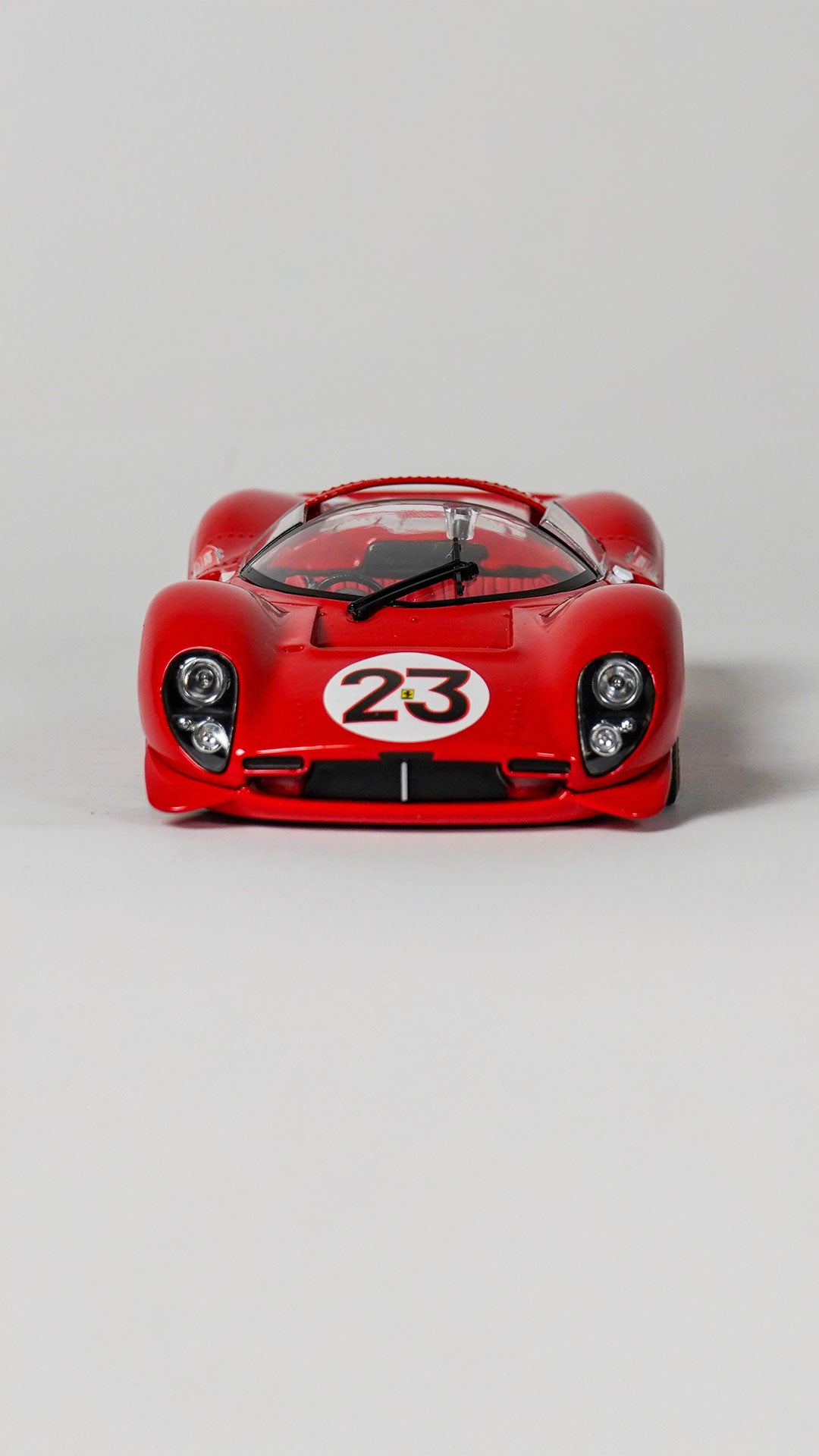 Bburago Ferrari 330 P4 Daytona 1:24