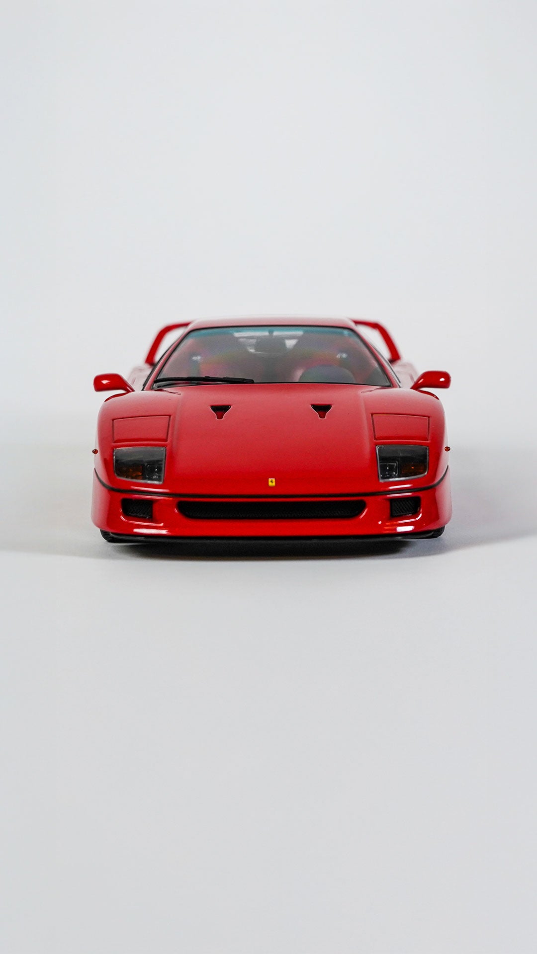 1:18 F40 1987 Red Seats