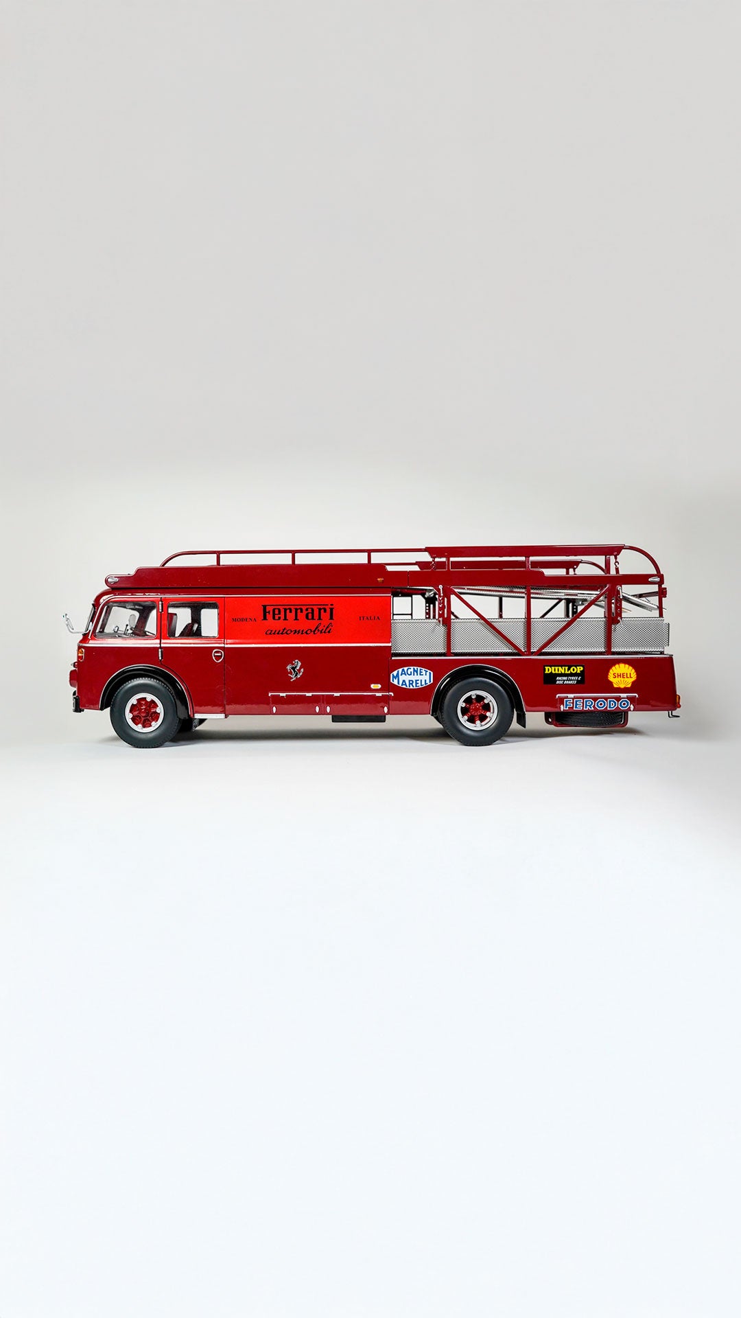 1:18 FIAT 642 BARTOLETTI RACE TRANSPORTER