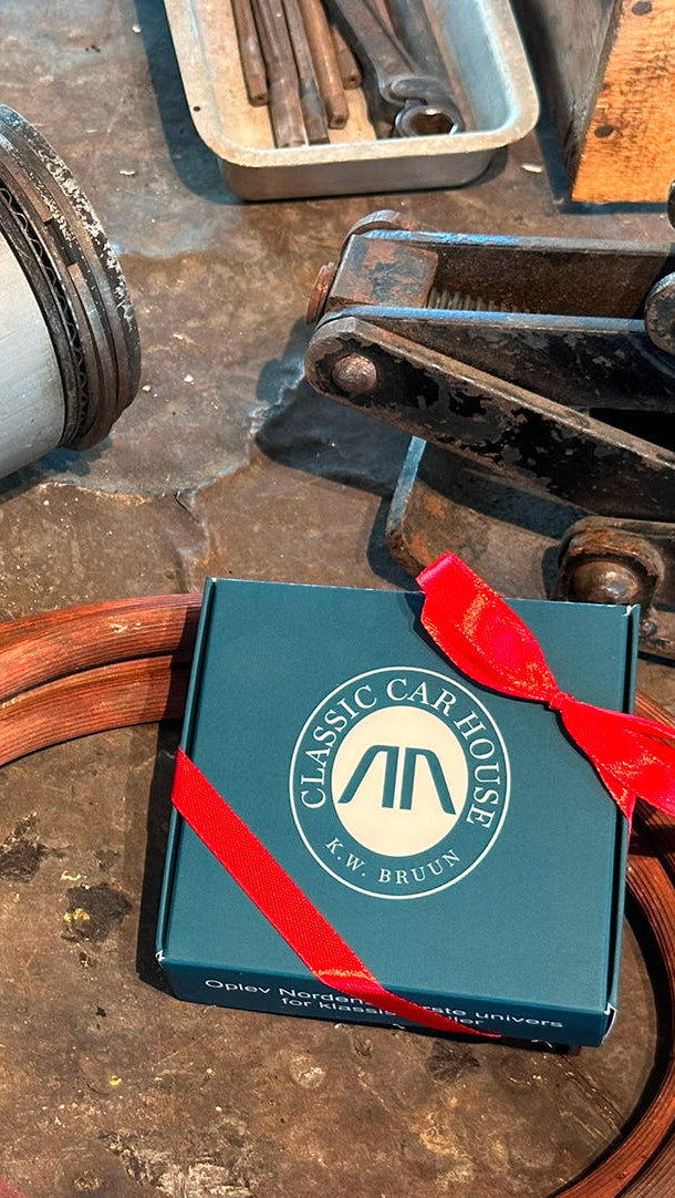 Gift box - 2 x Entrance tickets