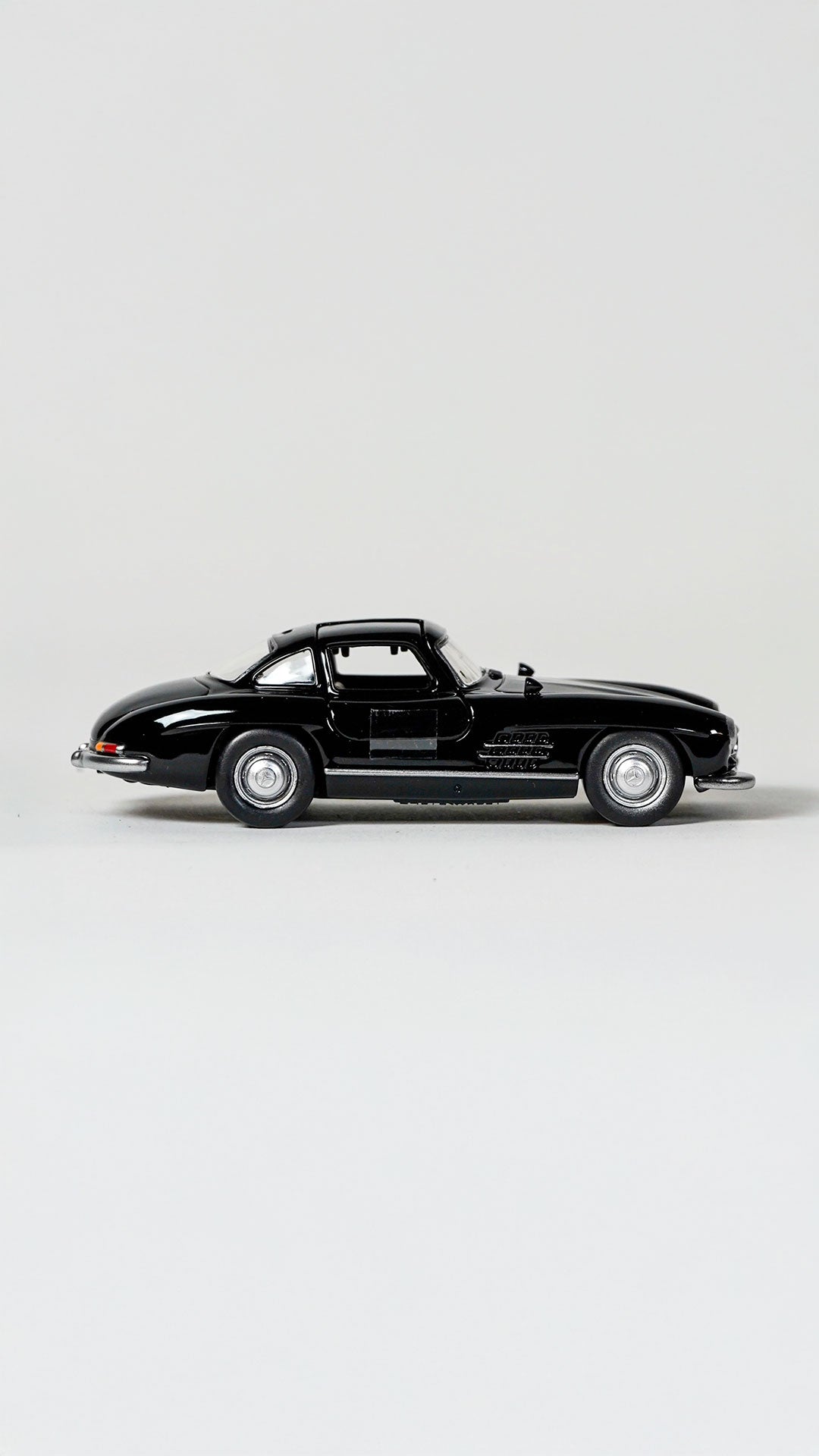 Mercedes 300 SL Black 1:43