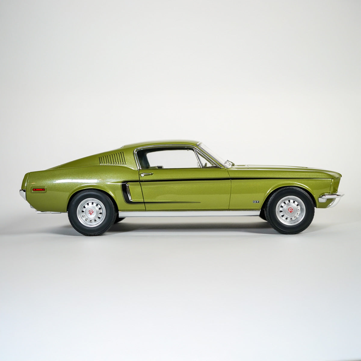 1:12 Ford Mustang GT 1968 Norev