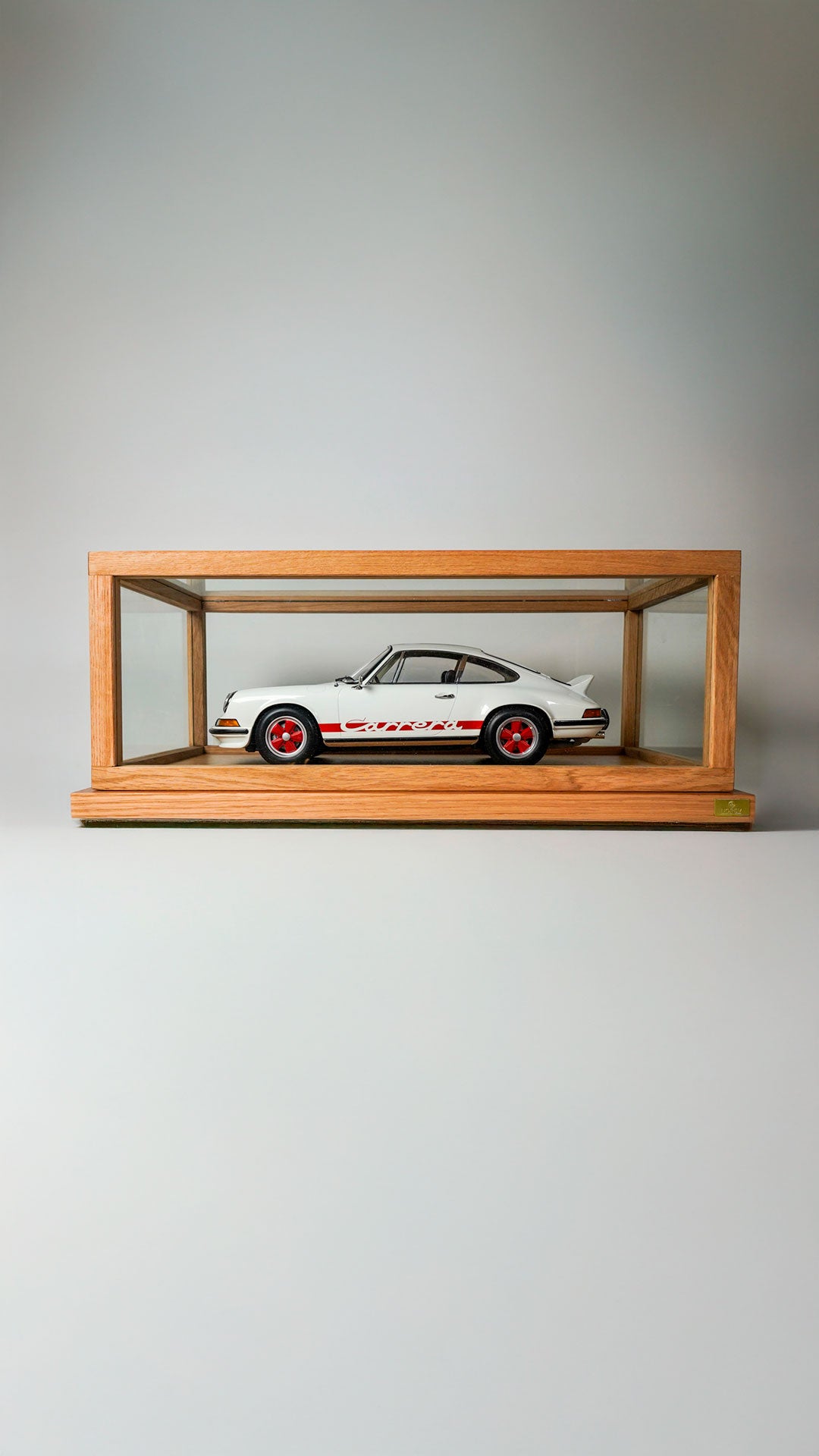 Norev 1:12 Oak Tree model car display box in glass for collector models
