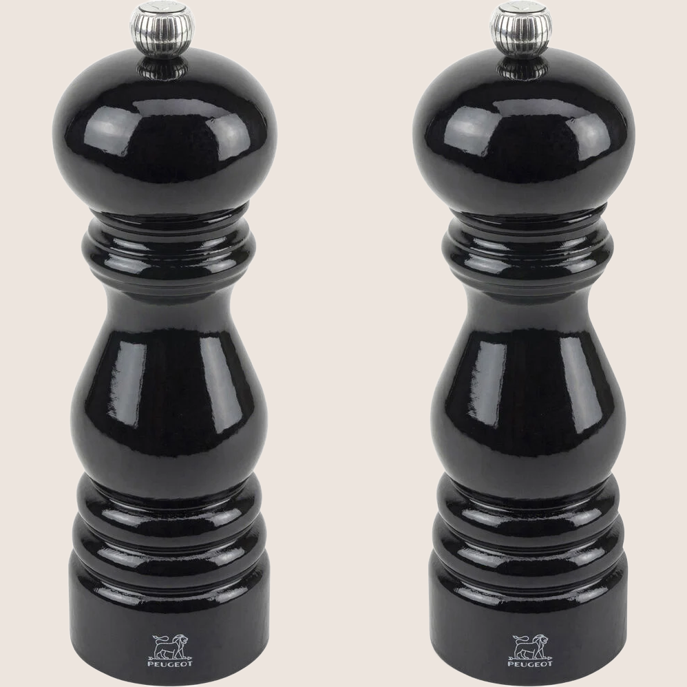 Peugeot Salt/Pepper 18 cm Black Lacquer - Elegant salt and pepper grinder from Peugeot in black lacquer, timeless design.