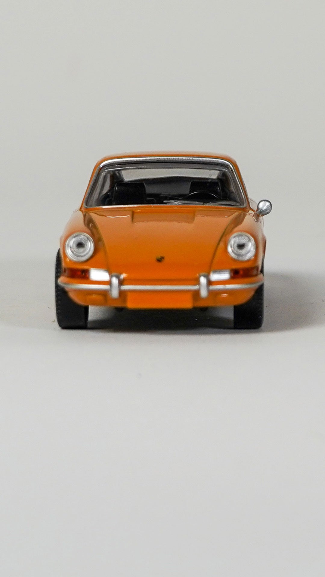 Porsche 911 Bahama Yellow 1:43