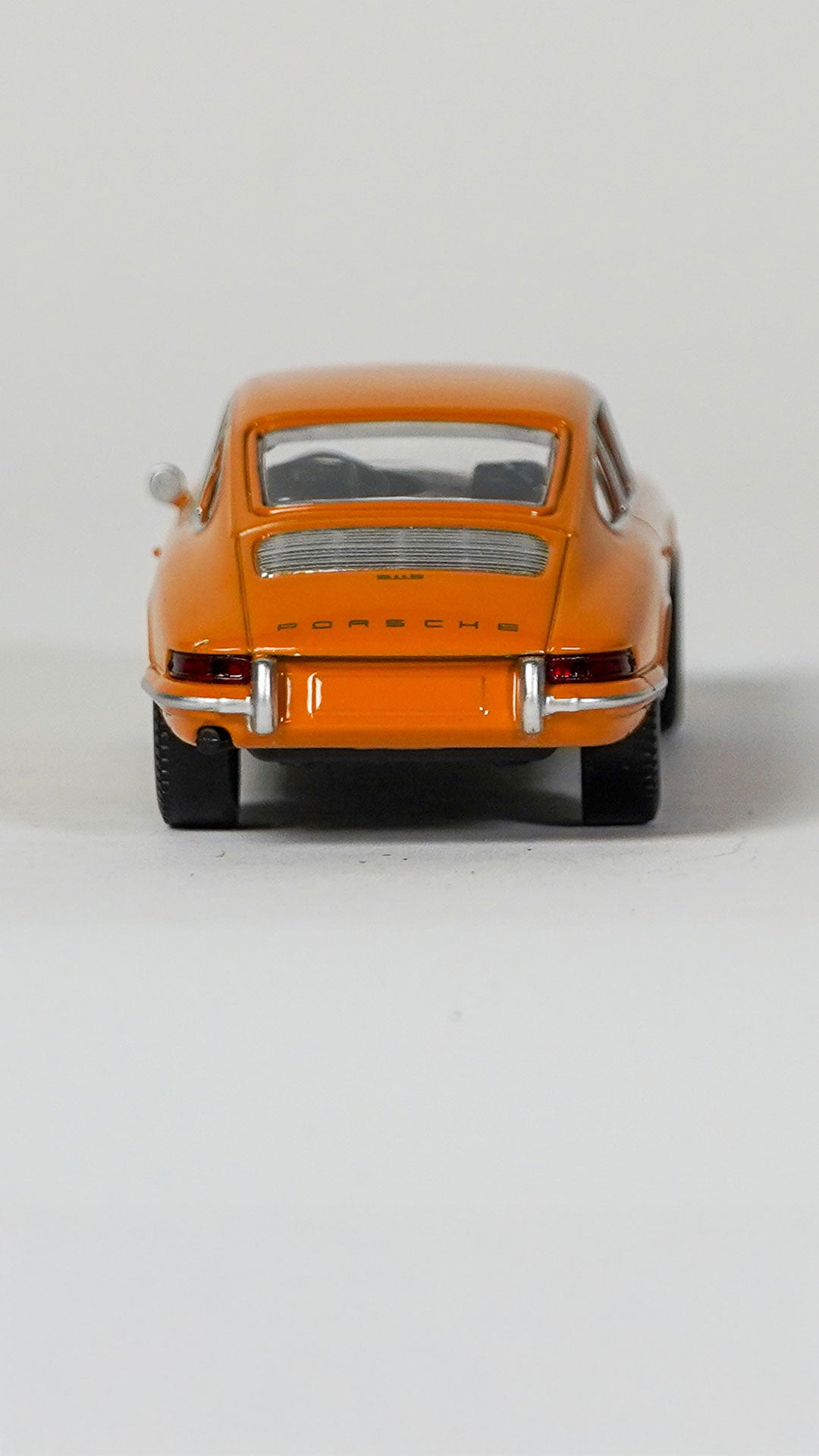 Porsche 911 Bahama Yellow 1:43