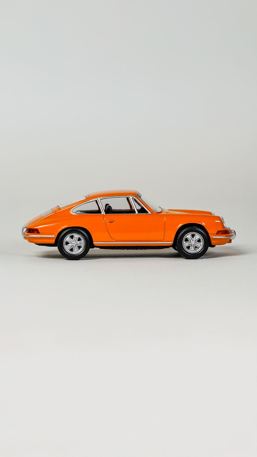 Porsche 911 Bahama Yellow 1:43