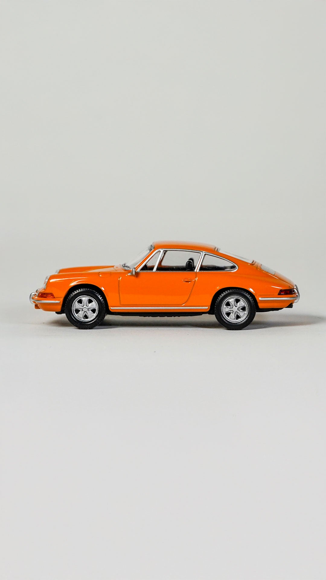 Porsche 911 Bahama Yellow 1:43