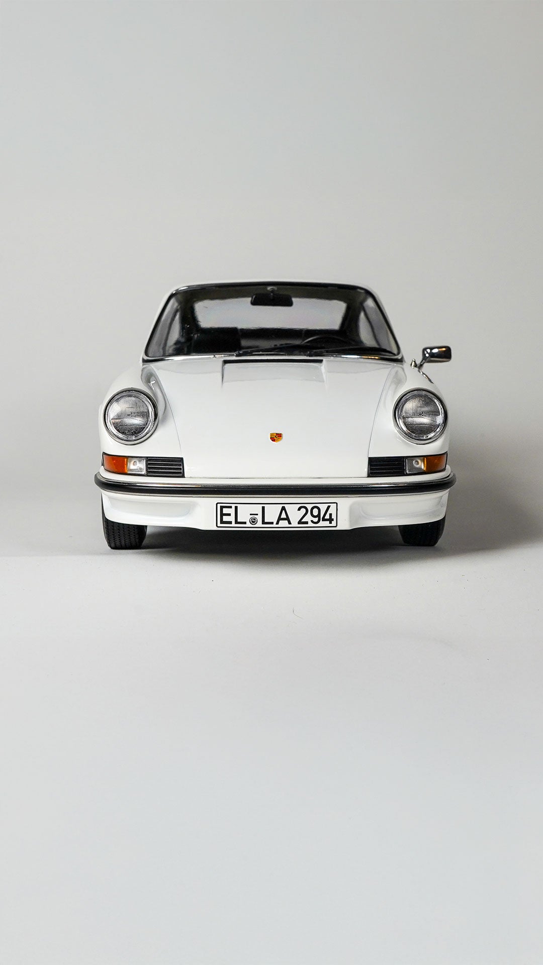 Porsche 911 Carrera RS 2.7 1973 Grand Prix White/Red 1:12