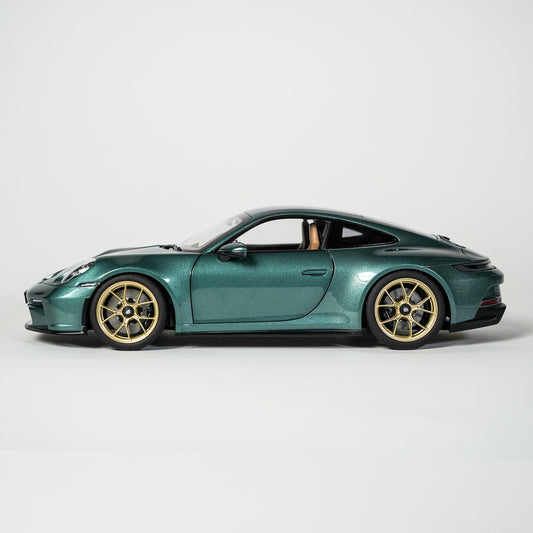 Porsche 911 GT3 Touring 2021 Malachite Green 1:18