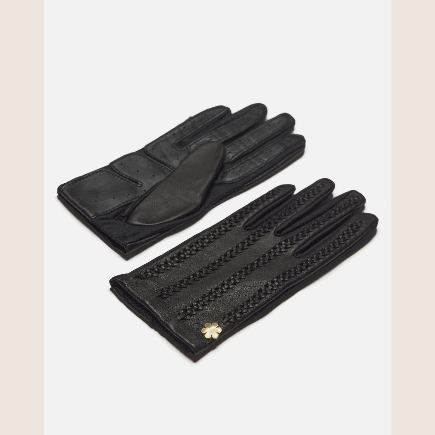 Emma, Black / One-Size - Black bag in a classic and practical design, perfect for versatile use.