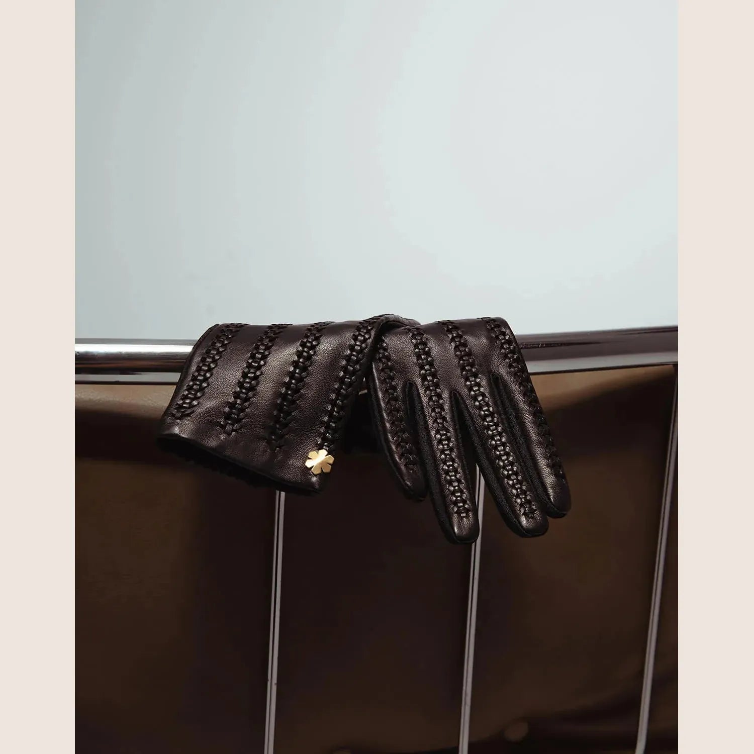 Emma, Black / One-Size - Black bag in a classic and practical design, perfect for versatile use.