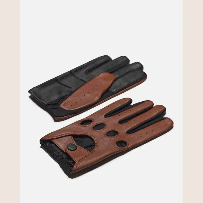 Frederik, Cognac / One-Size - Handmade cognac colored driving gloves, created for those who value quality.