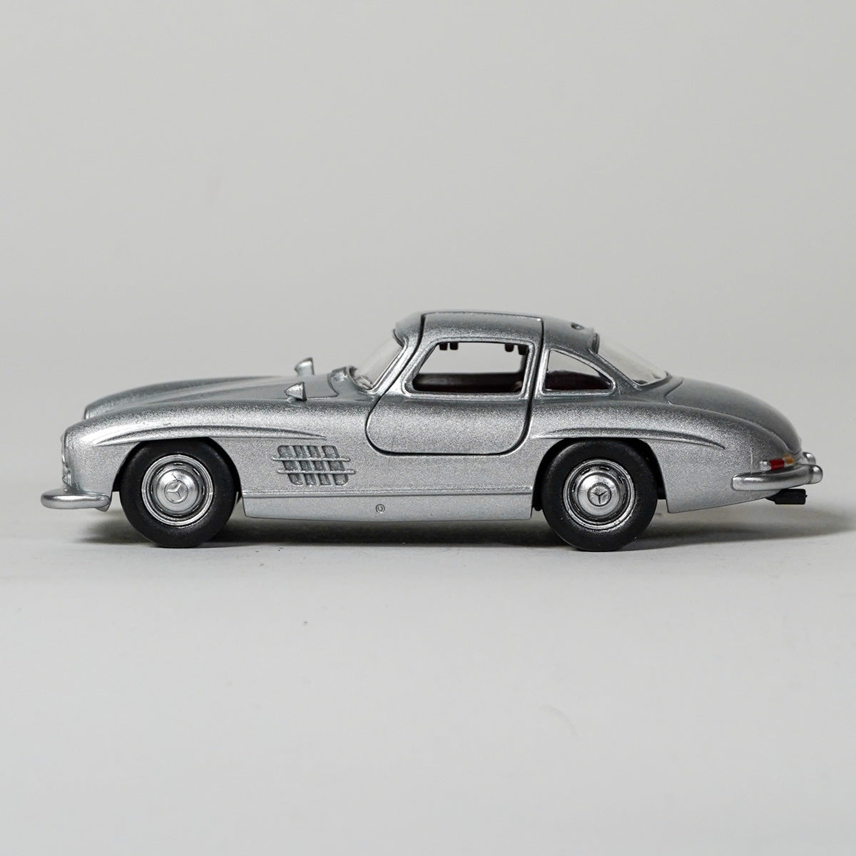 Mercedes Benz 300 SL 1954 Silver 1:43