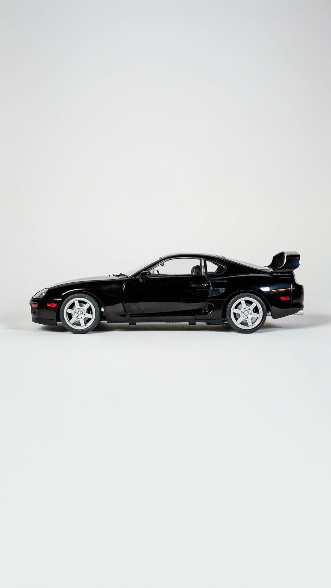 Toyota Supra MK4 1993 1:18