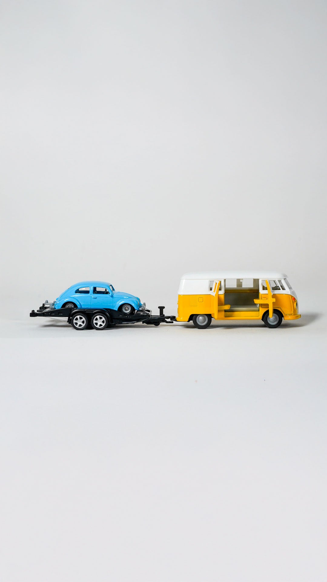 Siku Volkswagen T1 + Trailer and Volkswagen Beetle