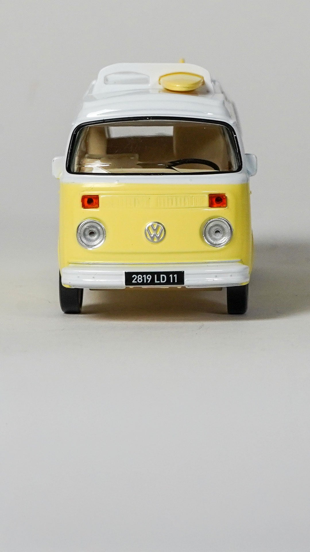Volkswagen T2 Camper Yellow 1:43