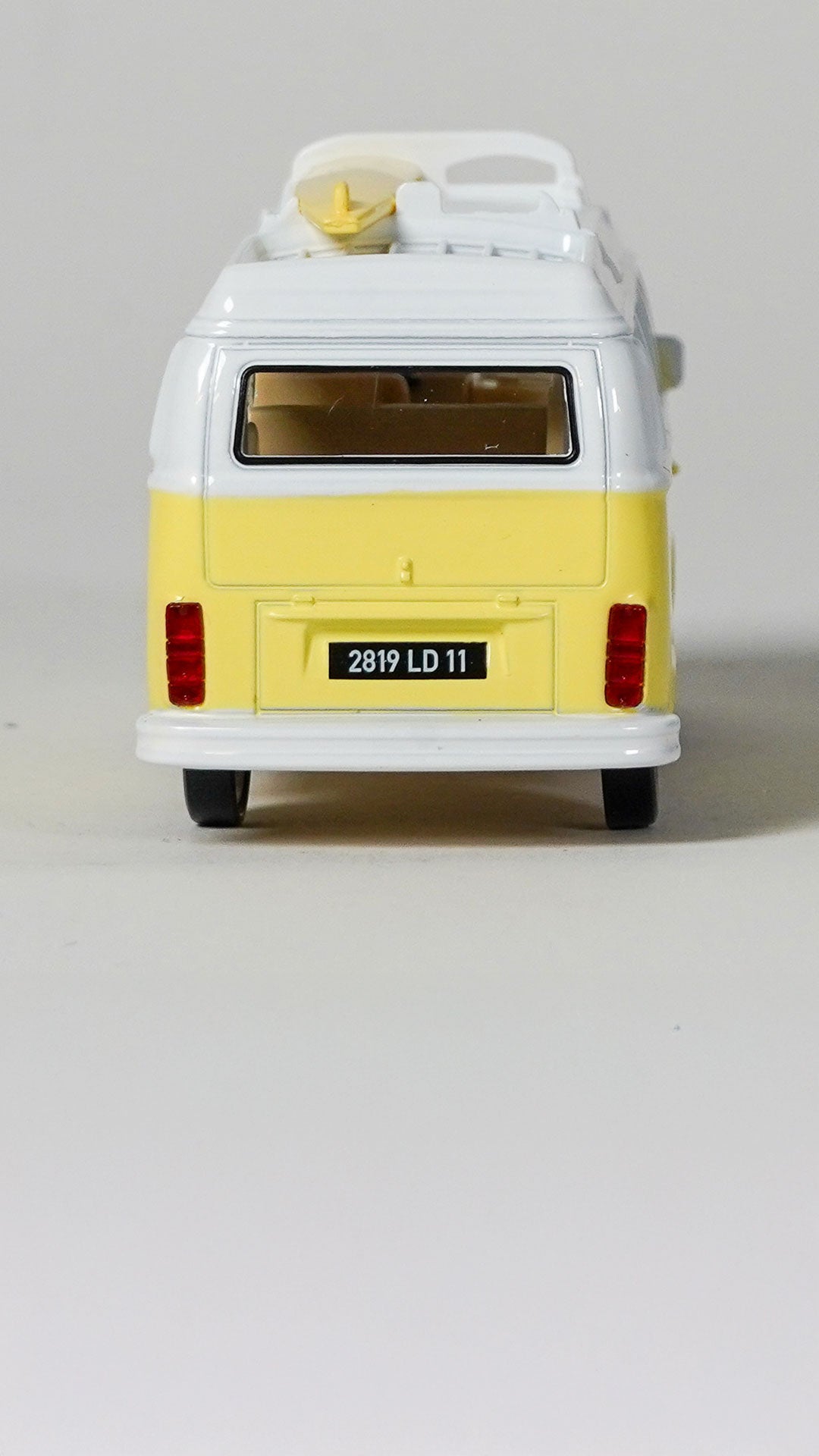 Volkswagen T2 Camper Yellow 1:43