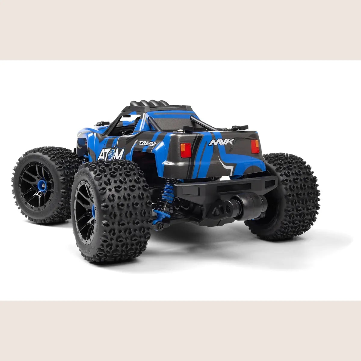 Atom Maverick Blue - Remote Controlled - Sporty remote controlled car in blue, designed for high speed and maneuverability.
