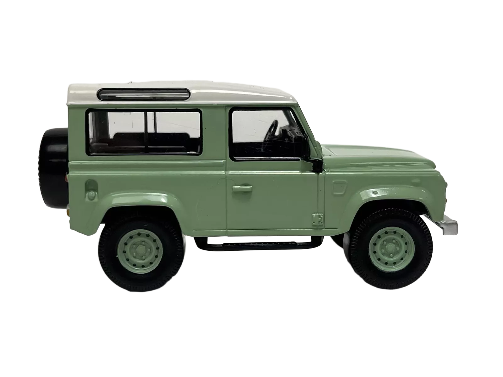 Land Rover Defender 1:43 - Accurately modeled 1:43 scale model of the rugged Land Rover Defender from Norev. Perfect for fans of off-road vehicles and collectors of classic 4x4 vehicles.