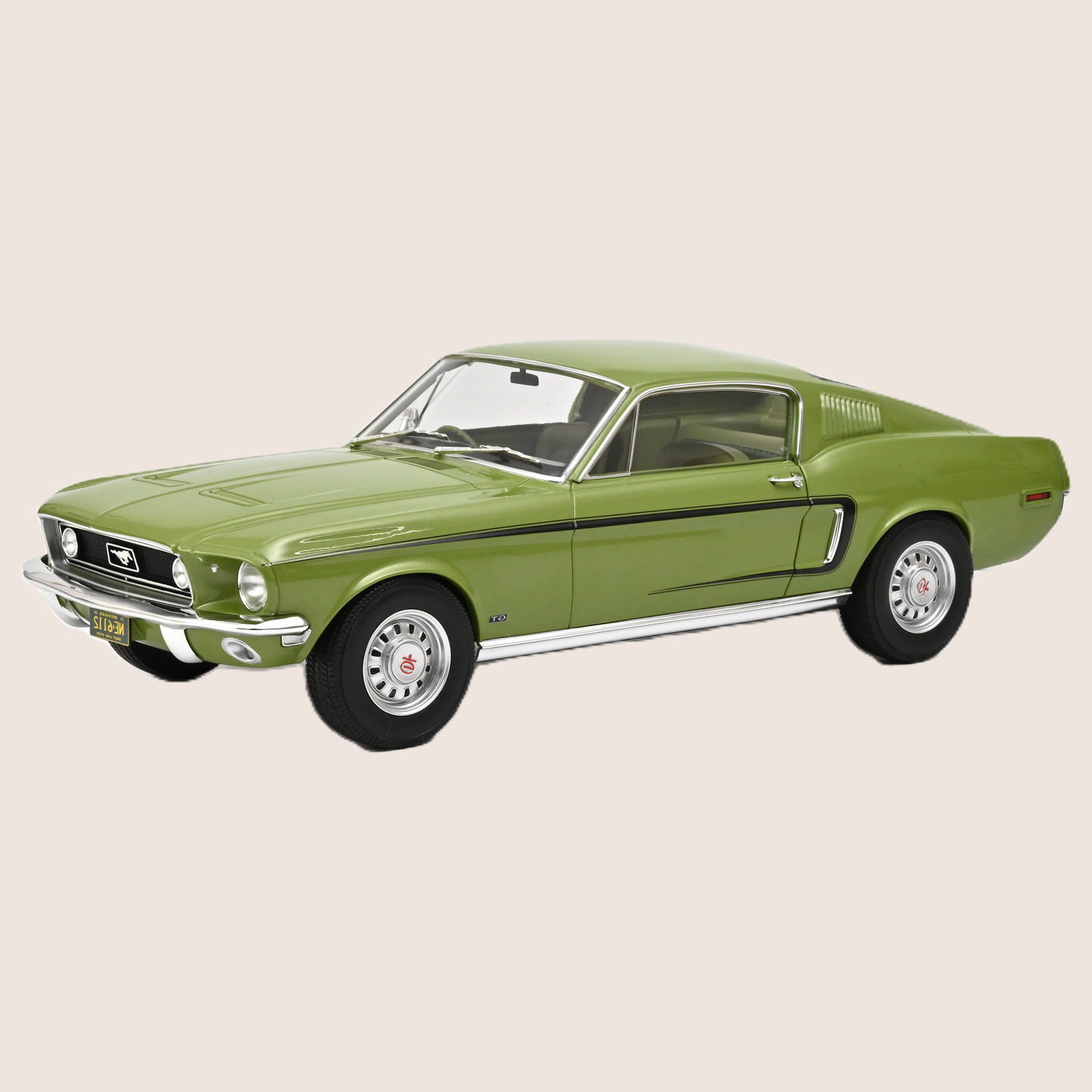 Ford Mustang GT 1968 1:12 Norev - Large scale 1:12 model of the Ford Mustang GT from 1968.