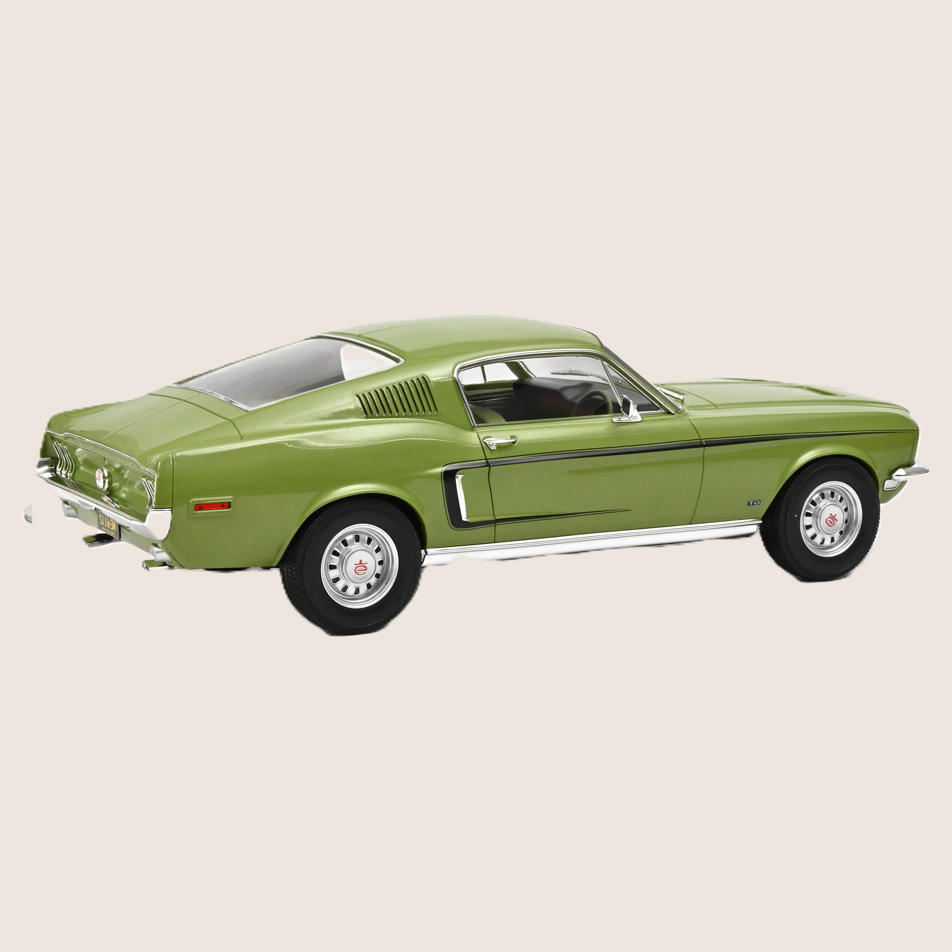 Ford Mustang GT 1968 1:12 Norev - Large scale 1:12 model of the Ford Mustang GT from 1968.