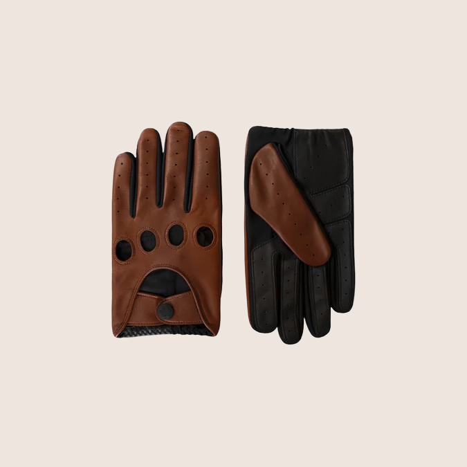 Frederik, Cognac / One-Size - Handmade cognac colored driving gloves, created for those who value quality.