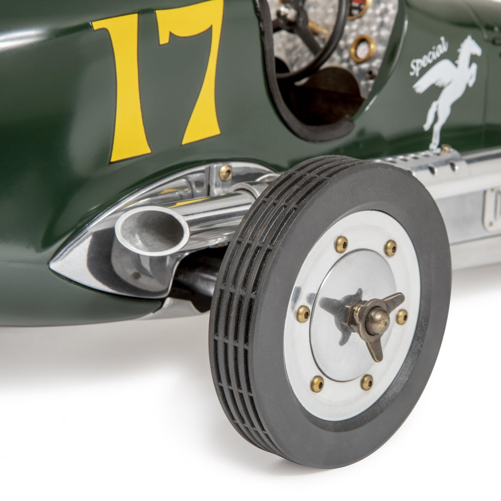 BB Korn Green Racer - Vintage-inspired racing car in green from BB Korn.