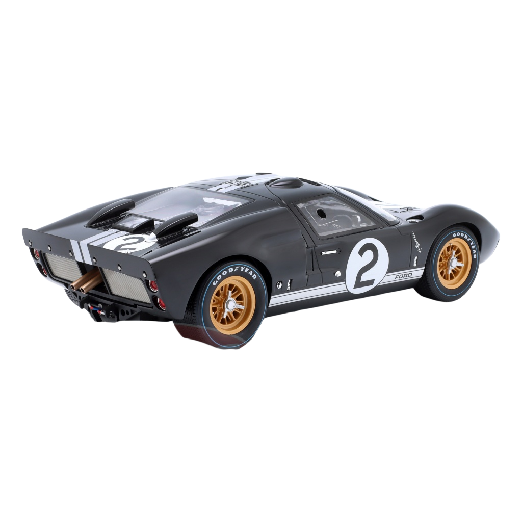 1:12 FORD GT40 MK II NO 1 24H LE MANS 1966 - Detailed 1:12 scale model of the Ford GT40 MK II from Le Mans 1966, perfect for collectors of historic racing cars.