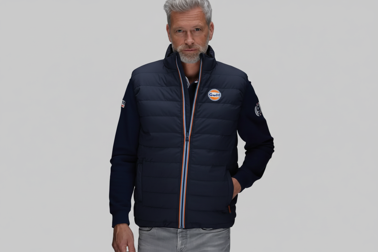Gulf Wendeweste Blue from GrandPrix Originals - reversible vest with Gulf colors and motorsport-inspired design