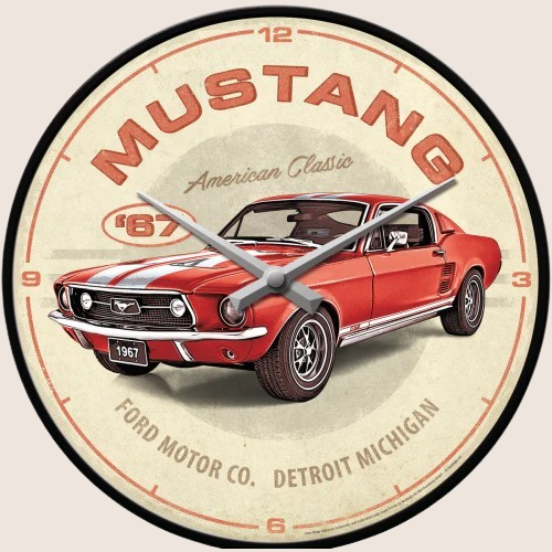 Michelin Watch - Elegant Michelin watch, a tribute to the brand's heritage and quality.